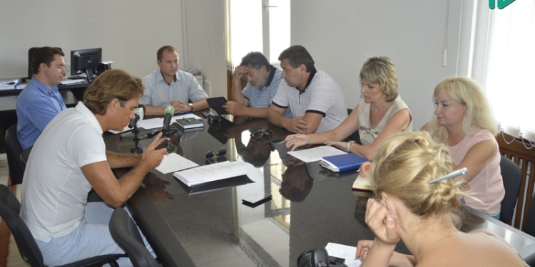 Николаевские депутаты Воронов и Копейка ругались с коллегой Кантором из-за б/ушных троллейбусов и Гранатурова