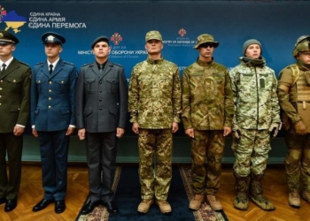 Новой украинской армии нужны новые традиции, новая форма и новые звания – Президент Украины