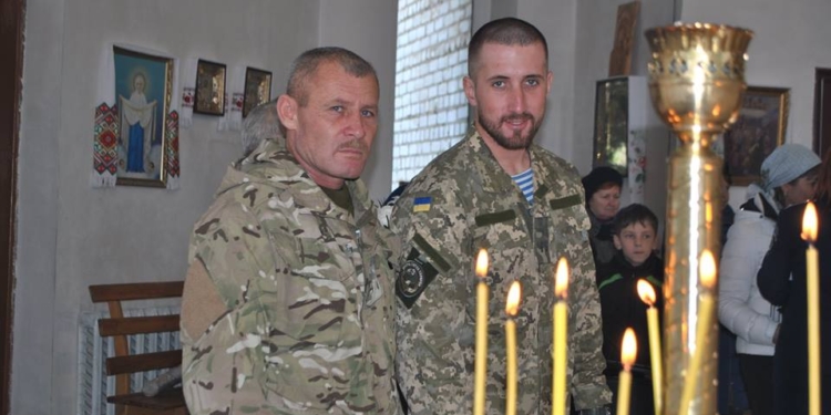 Герои среди нас: Донбасс защищают и отец, и сын. И оба – из николаевской «79-ки»