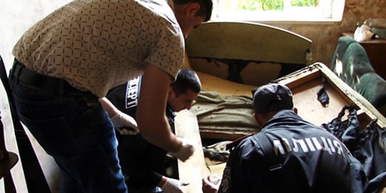 В жилом доме в Ивано-Франковске взорвалась граната. Двое пострадавших