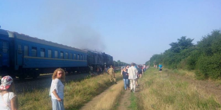 Пожар поезда «Киев-Николаев»: как пассажиры добирались в Николаев через степи