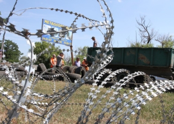 В Николаеве начали демонтировать блокпосты