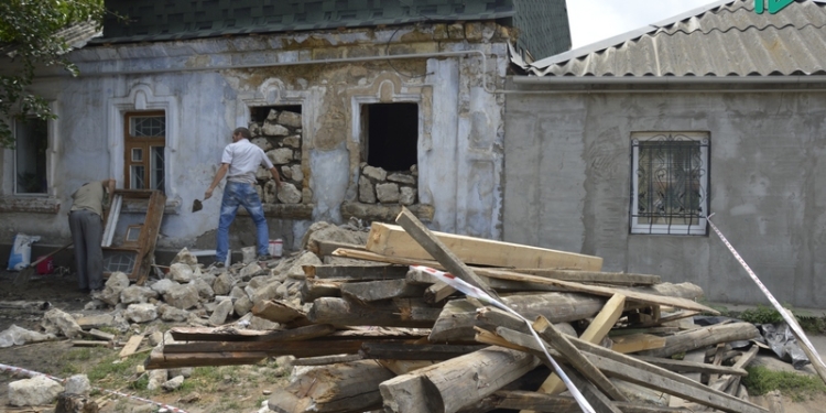 Причиной обрушения жилого дома на Сидорчука стало прогнившее деревянное перекрытие