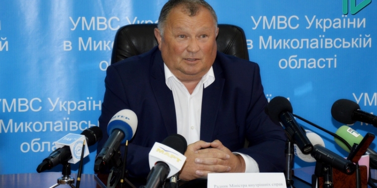 Апостол: «Взятки за переаттестацию в ГАИ платили слабаки, им не будет никаких привилегий»