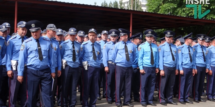 Разгонять коррумпированную ГАИ Аваков прибыл в Николаев не один, а со спецназом “Миротворец”