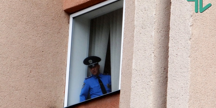 К каждому нужен свой подход: николаевский монопикетчик Ильченко добрался до министра МВД Украины