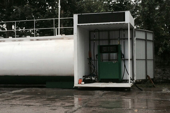 В Николаеве правоохранители закрыли три нелегальные заправки