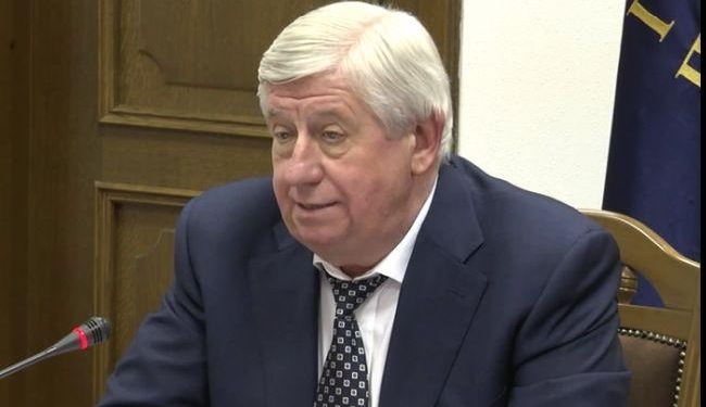 Ему угрожает коррупция. Шокин сообщил Порошенко и СБУ об угрозе своей жизни