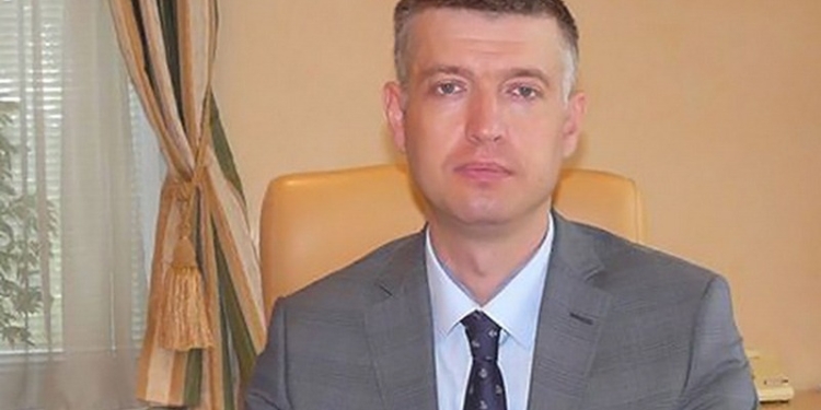 И.о. начальника администрации Николаевского морского порта облили зеленкой