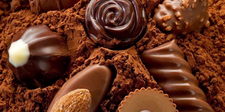 На Николаевщине налоговики разоблачили предприятие, которое торговало шоколадом и сахаром через подставное лицо