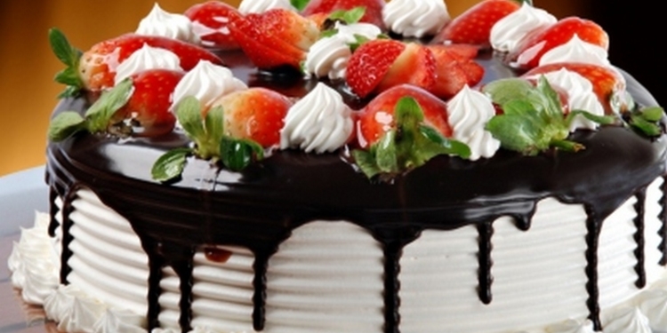 В тортиках главное, чтобы они без сальмонеллы были: торты из Казанки уложили на больничную койку 7 криворожан