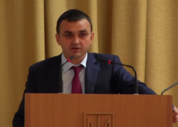 Мериков полчаса рассказывал депутатам Николаевского облсовета о необходимости децентрализации, ругая регионалов и коммунистов