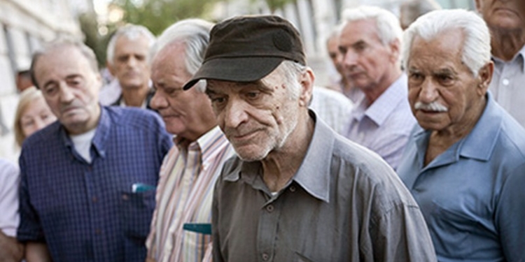 В Греции повысят пенсионный возраст