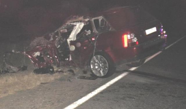 Возле Березанки столкнулись «Range Rover Sport» и грузовик «RENO». Водитель легковой машины погиб