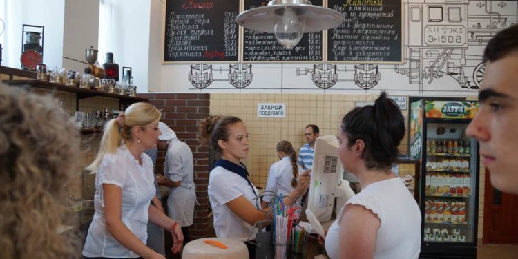 В Николаеве открылось необычное “железнодорожное” кафе