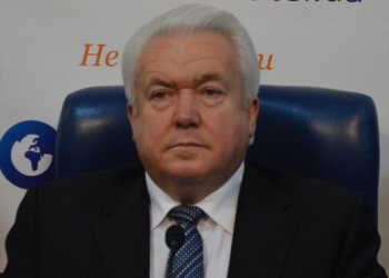 Азаров готов взять на себя ответственность и… выдвинул в президенты Украины Олейника. В Кремле обещают присмотреться к новой кандидатуре