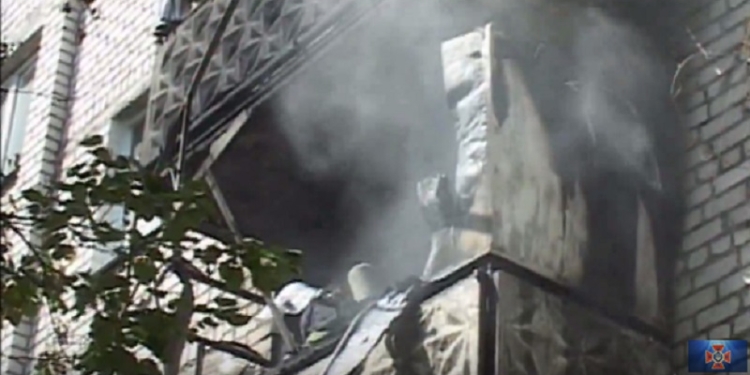 В Николаеве на ул.Чкалова дотла сгорел балкон