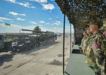Наша армия получила подкрепление: в зону АТО отправилось 170 единиц техники