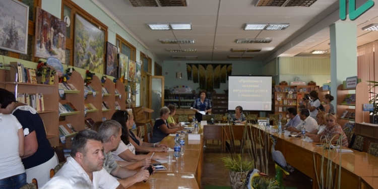 Предприниматели-ритуальщики требуют от Николаевской городской власти четких правил игры и подозревают ее в коррупции