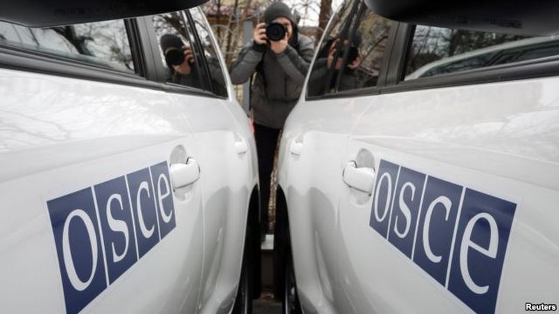 СММ ОБСЕ не покинет Донецк из-за сожженных авто 2
