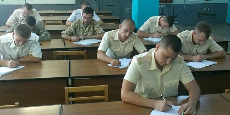 В учебном центре ВМС в Николаеве начали обучать контрактников