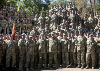 Президент наградил десантников по случаю дня ВДВ