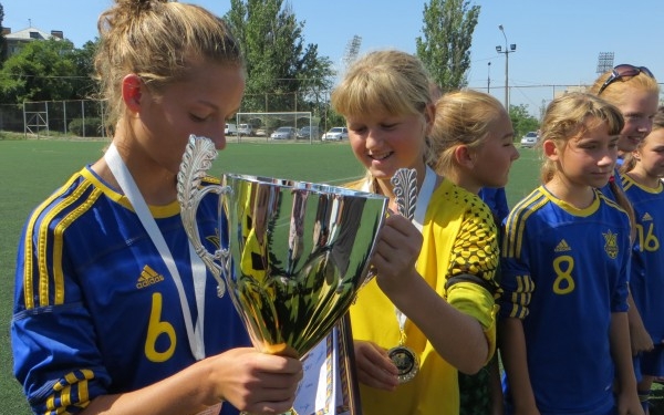 «Кубок надежд ФФУ» по женскому футболу не остался в Николаеве, а уехал в Умань