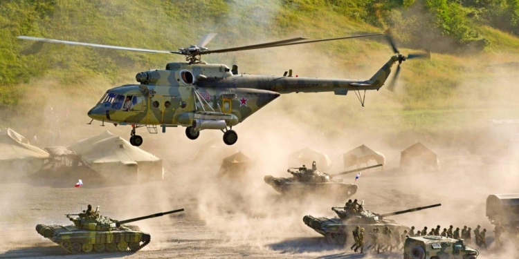 Не к добру. Россия подняла по тревоге девять тысяч военных на юге страны