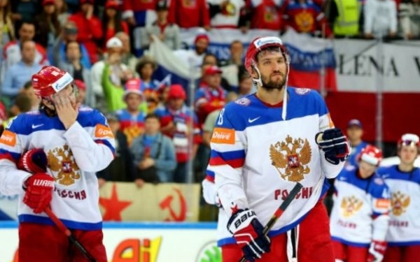 За выходку российских хоккеистов на ЧМ Федерацию хоккея РФ оштрафовали на 74 тыс.евро