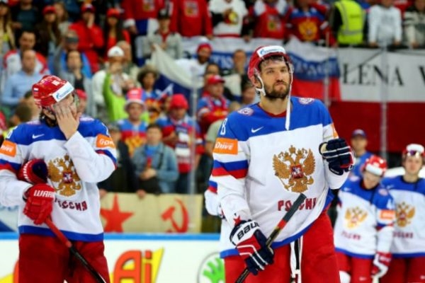 За выходку российских хоккеистов на ЧМ Федерацию хоккея РФ оштрафовали на 74 тыс.евро 1