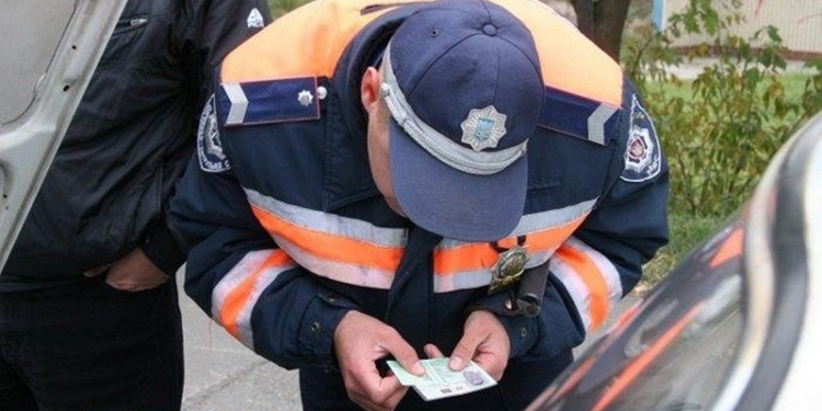 «Перебитые» номера кузовов авто все равно обнаружат: в Первомайске с такими ездил «Ford Escord», в Коблево – «Honda CRV»