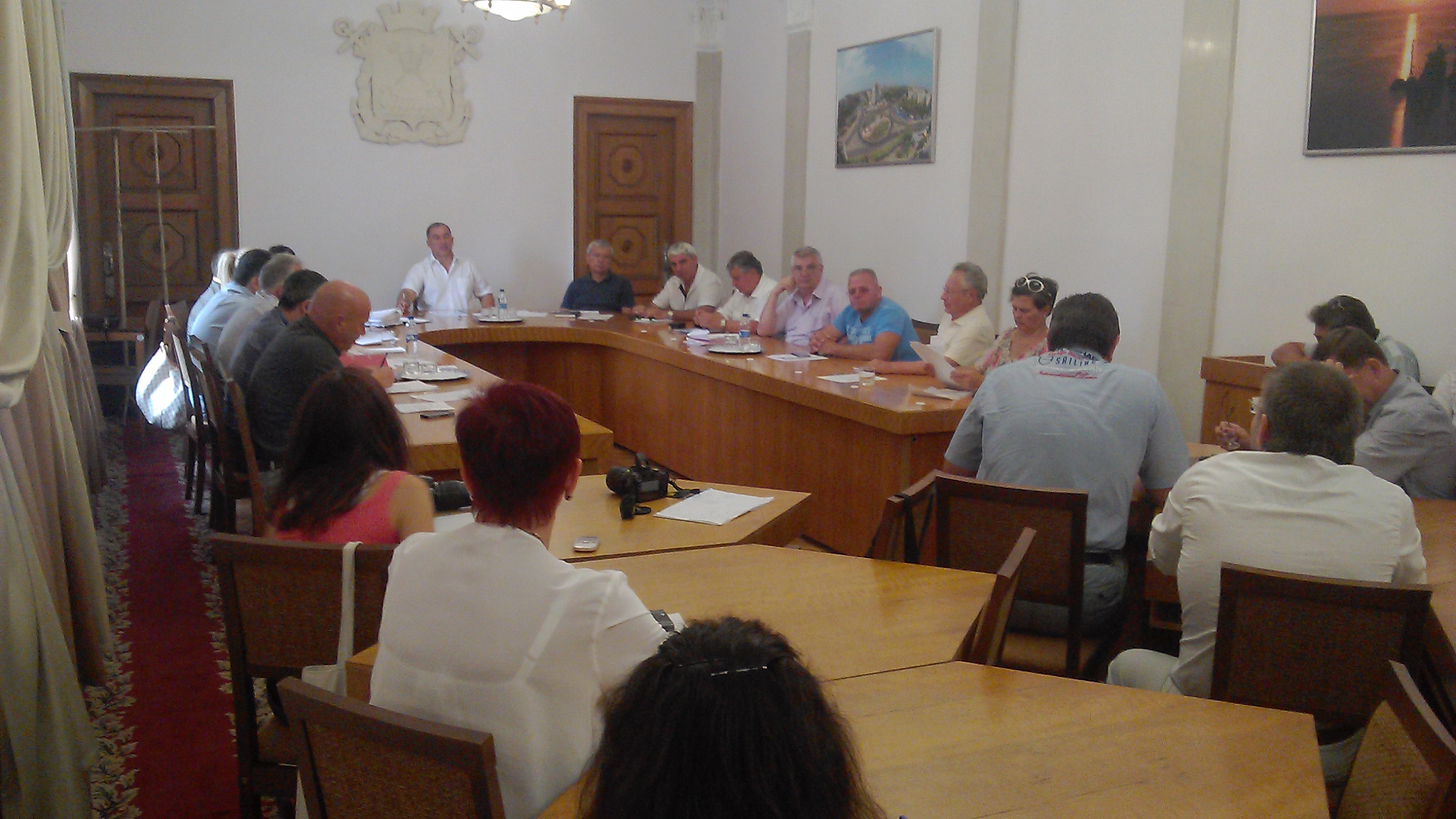 Завтра николаевские депутаты могут согласиться принять ЦИК аэропорта в собственность города