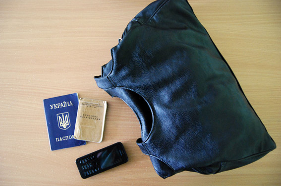 В Николаеве у покупательницы супермаркета прямо из тележки украли сумку. Воровку нашли