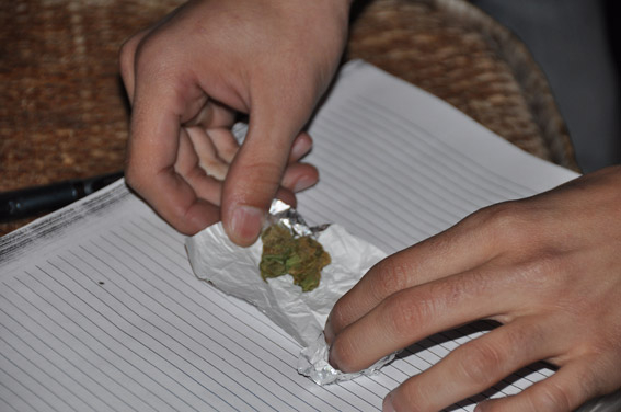 На знаменитом николаевском курорте отец двоих сыновей сбывал отдыхающей молодежи не только канабис, но и амфетамин