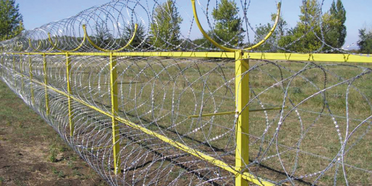 Россия будет строить забор на границе с Украиной