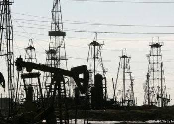 Эксперты: Мировые цены на нефть продолжат падение