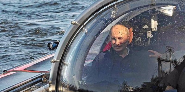 Ну, что, загадаем желание? Путин и Медведевым в Крыму погрузятся на дно моря на батискафе