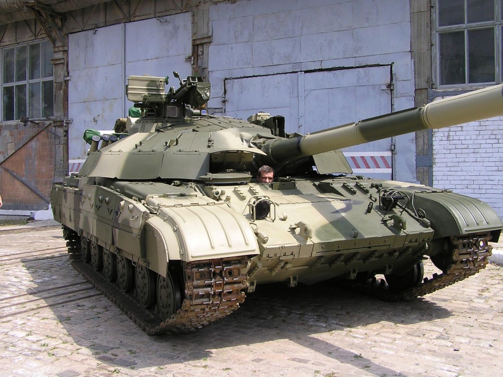 Укроборонпром передал украинским военным модернизированные танки «Булат» 1