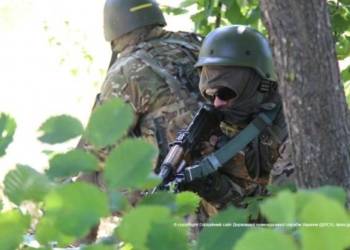 Стреляли. Пограничники Сумского погранотряда предотвратили прорыв через границу контрабандистов-диверсантов. Один из нарушителей убит