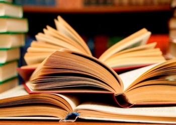 Власть Николаевской области утешает родителей 4-х и 7-х классов: пока можно пользоваться электронными версиями учебников