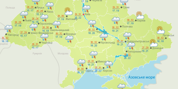 Погода на завтра: в Украине дожди с грозами, температура на юге до +32