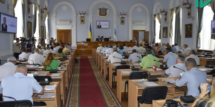 На вывоз мусора из Ленинского района выделят 2,4 миллиона гривен из бюджета города Николаева