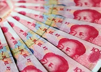 Китай пошел на самую масштабную девальвацию юаня за 20 лет