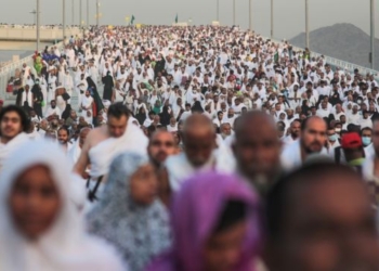 Не менее 717 паломников погибли в давке в окрестностях Мекки