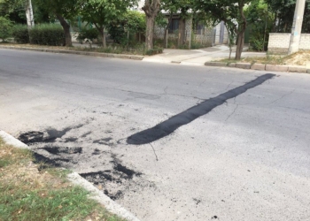 В Николаеве новая забава – сделай себе “лежачего полицейского”