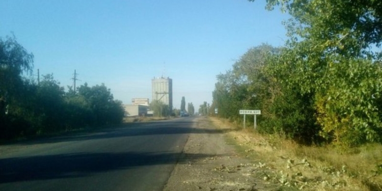 Жители Нового Буга сегодня перекрывали трассу Н-11, требуя ремонта дорог