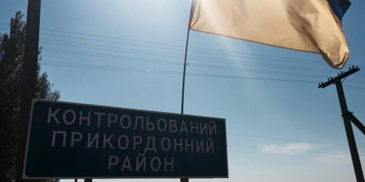 Граница с Крымом по-прежнему перекрыта