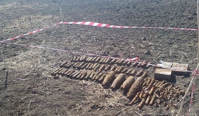 Спасатели-пиротехники за один день обезвредили в Николаевской области 36 авиабомб и 118 боеприпасов