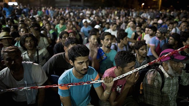 Греческий Лесбос атаковали беженцы