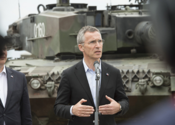 В Украину едет генсек НАТО